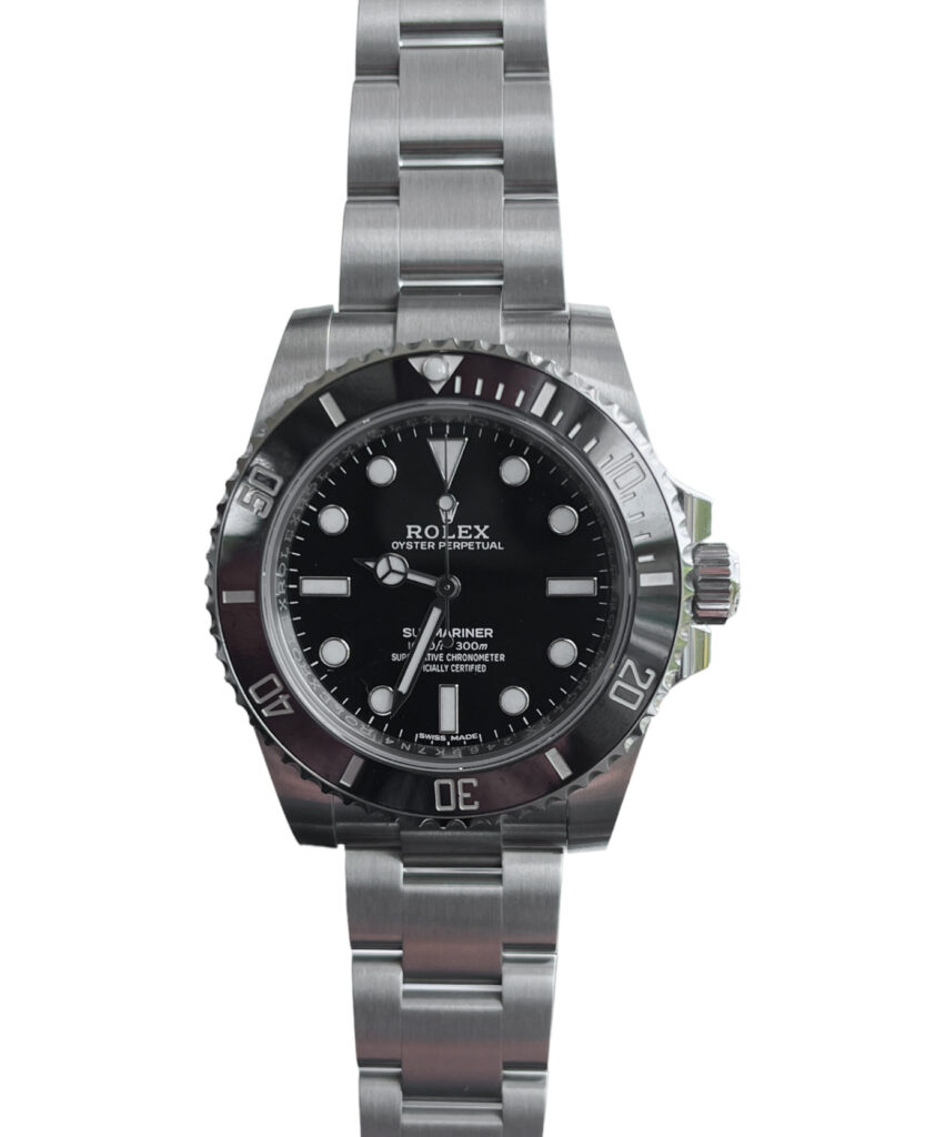 40mm black ceramic Rolex Submariner watch in stainless steel with luminous markers, automatic movement, and Oyster bracelet