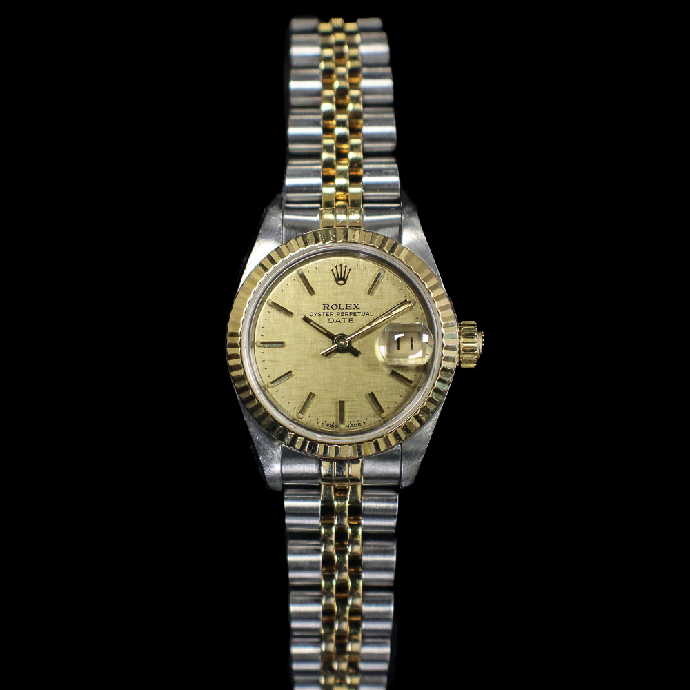 Ladies 1986 Rolex Datejust 26mm with a champagne linen dial